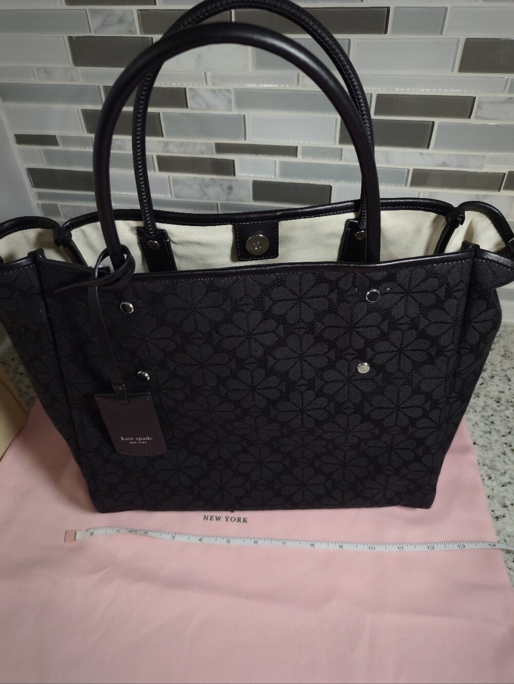 Kate spade Spade Flower Jacquard Medium Everything Tote (black)